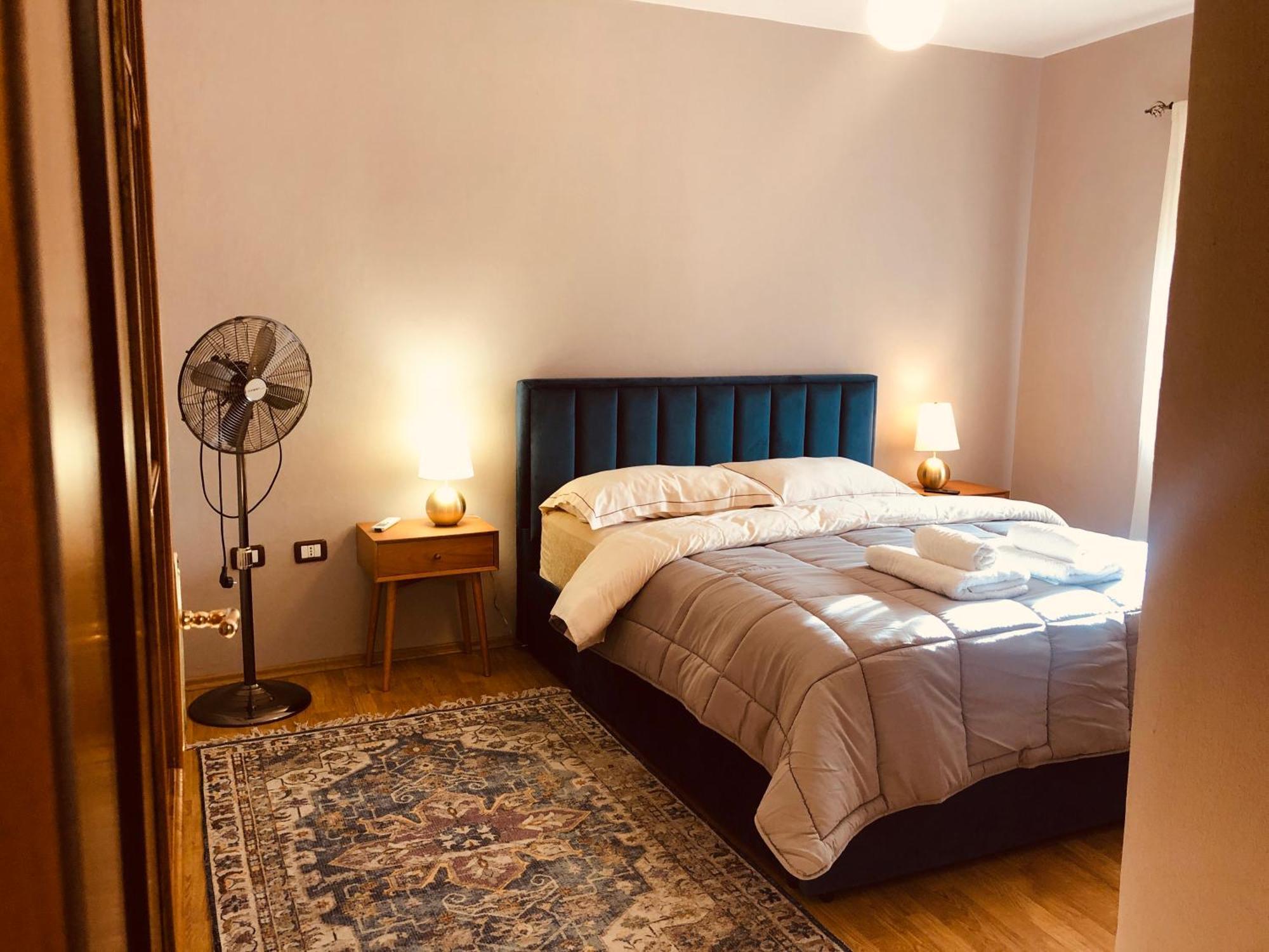 Qemal Stafa Apartment Tirana Extérieur photo